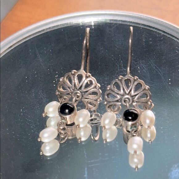 Dark Silver Tone and Faux Pearl Drop Wire Earrings - Picture 1 of 4
